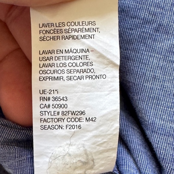 Izod Men's Performance Button‎ Down Long Sleeve Shirt Blue XL Flip Cuffs Stretch - Picture 11 of 16